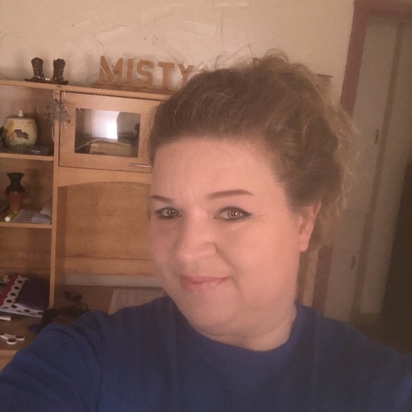 Meet your Posher, Misty - Picture 1 of 1